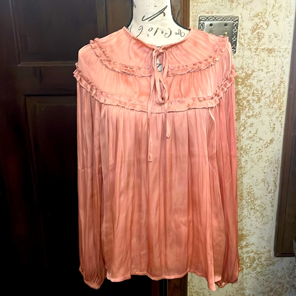 Elegant satin champagne color blouse Large